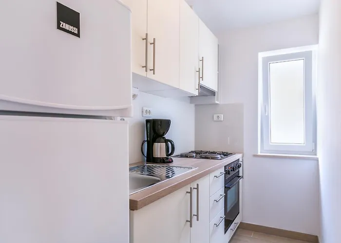 Barbic - Sg - Mpolo Appartement *